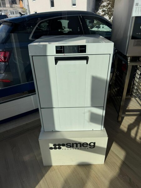 ! B-Ware ! SMEG UD522DS Weiß