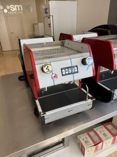 La Pavoni PUB 1GR VOLUM. ROSSO RUBINO | 1-Gruppe | Siebträgermaschine | Neuware