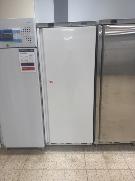 ❄️ KBS 702 TKU TIEFKÜHLSCHRANK – B-WARE – TECHNISCH EINWANDFREI! ❄️