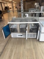 KBS 904 CNS SALADETTE – 3 TÜREN – GLASAUFBAU – B-WARE! 🥗❄️