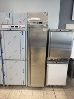 KBS KU 356 CNS Umluftkühlschrank | Edelstahl | B-Ware | Technisch einwandfrei