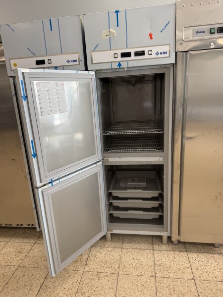 READY KU 707 K-TK Kühl-Gefrier-Kombination | Umluft | R290 | Linksanschlag | B-Ware
